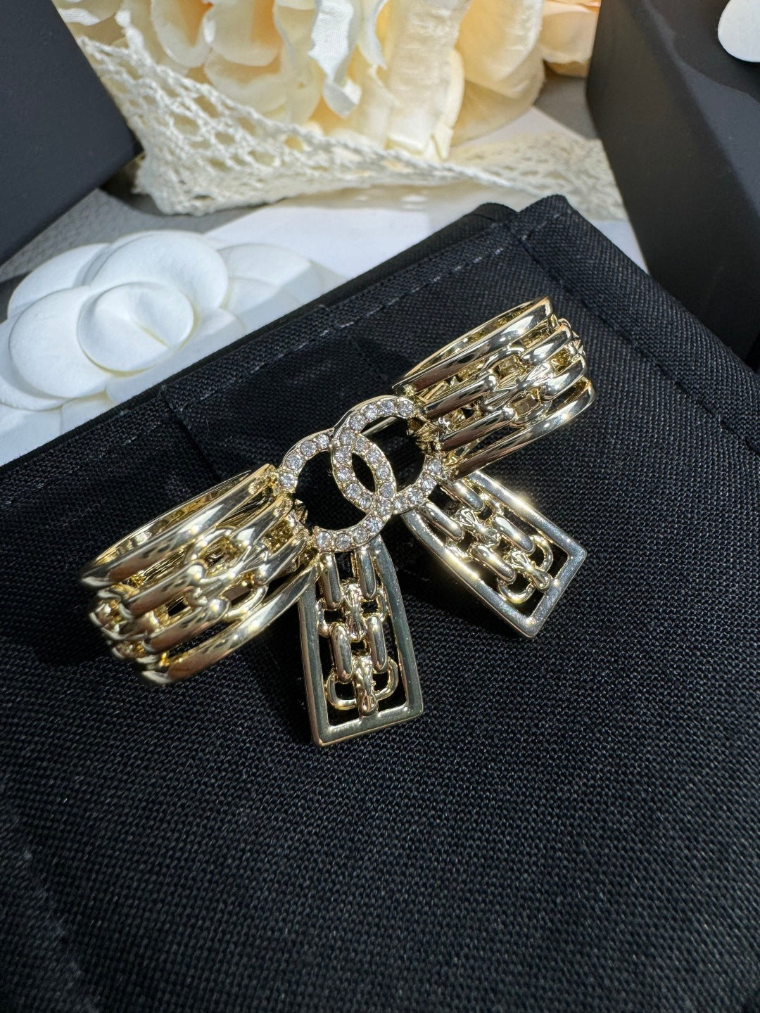 [Glow Jewelry]25K Hollow Bow Brooch