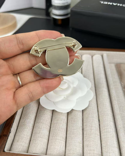 [Glow Jewelry]Pink Resin Classic Brooch 5cm