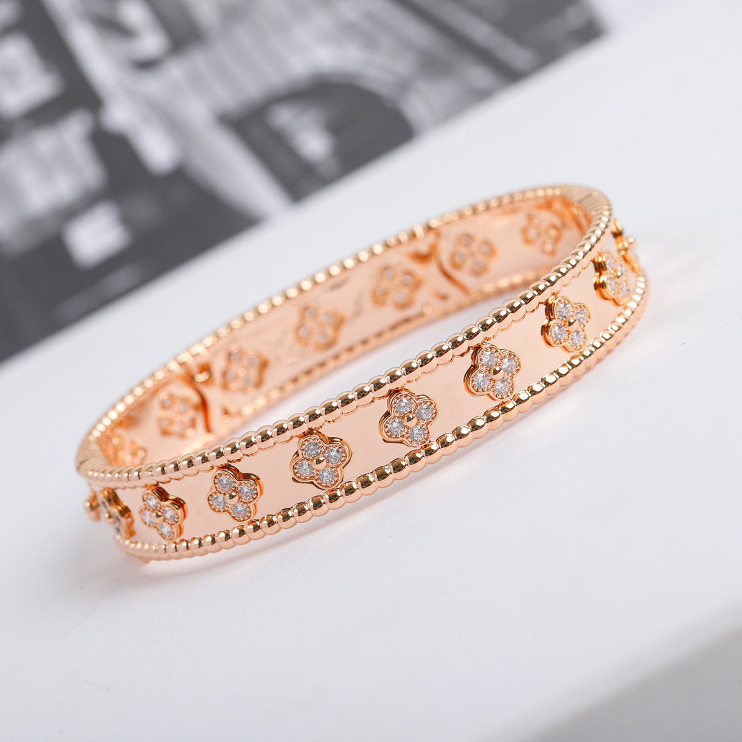 ¡®Glow Jewelry¡¯CLOVER BRACELET 8MM DIAMONDS