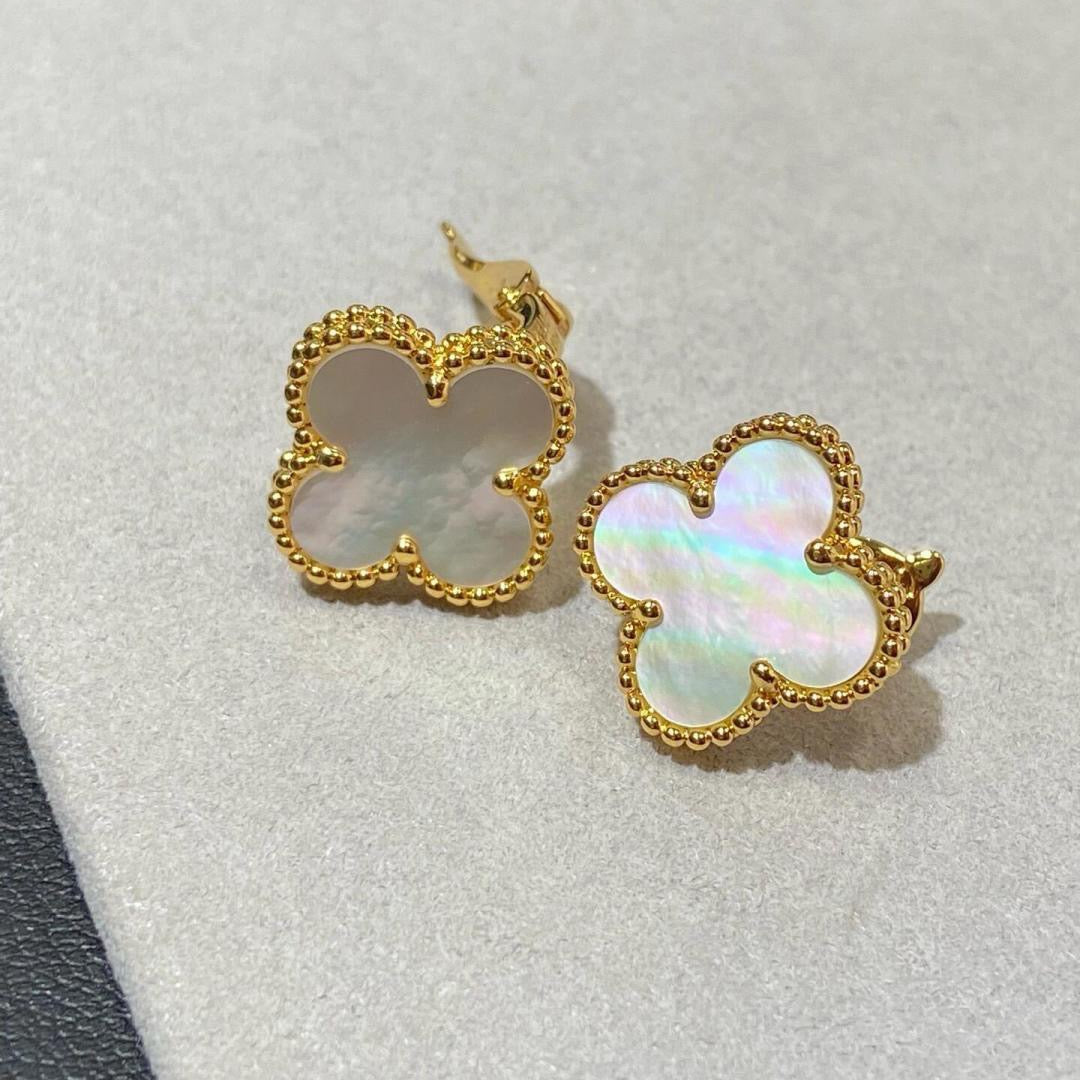 [Glow Jewelry] CLOVER LARGE (20mm) 1 MOTIFS WHITE MOP STUD EARRINGS