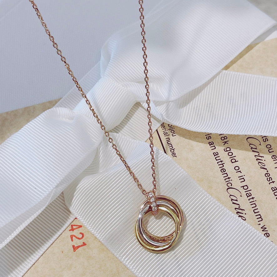 ¡®Glow Jewelry¡¯TRINITY NECKLACE GOLD  DIAMONDS