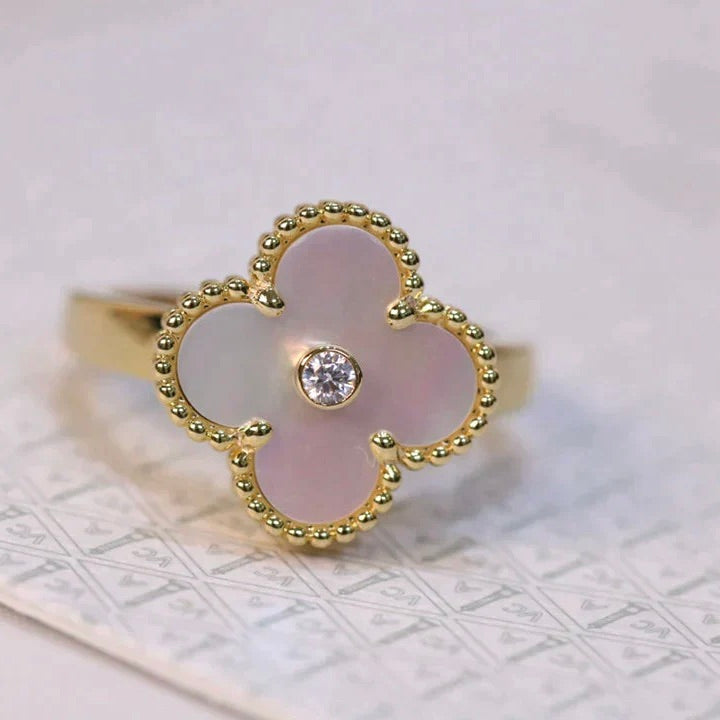 [Glow Jewelry]CLOVER PINK MOP RING GOLD DIAMOND