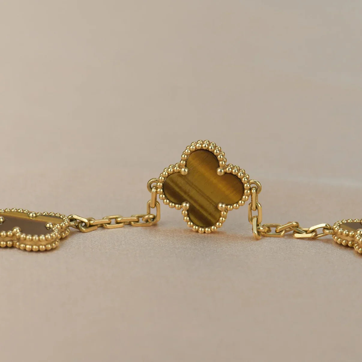 [Glow Jewelry]New  CLOVER 5 MOTIFS TIGER EYE BRACELET COLLECTION