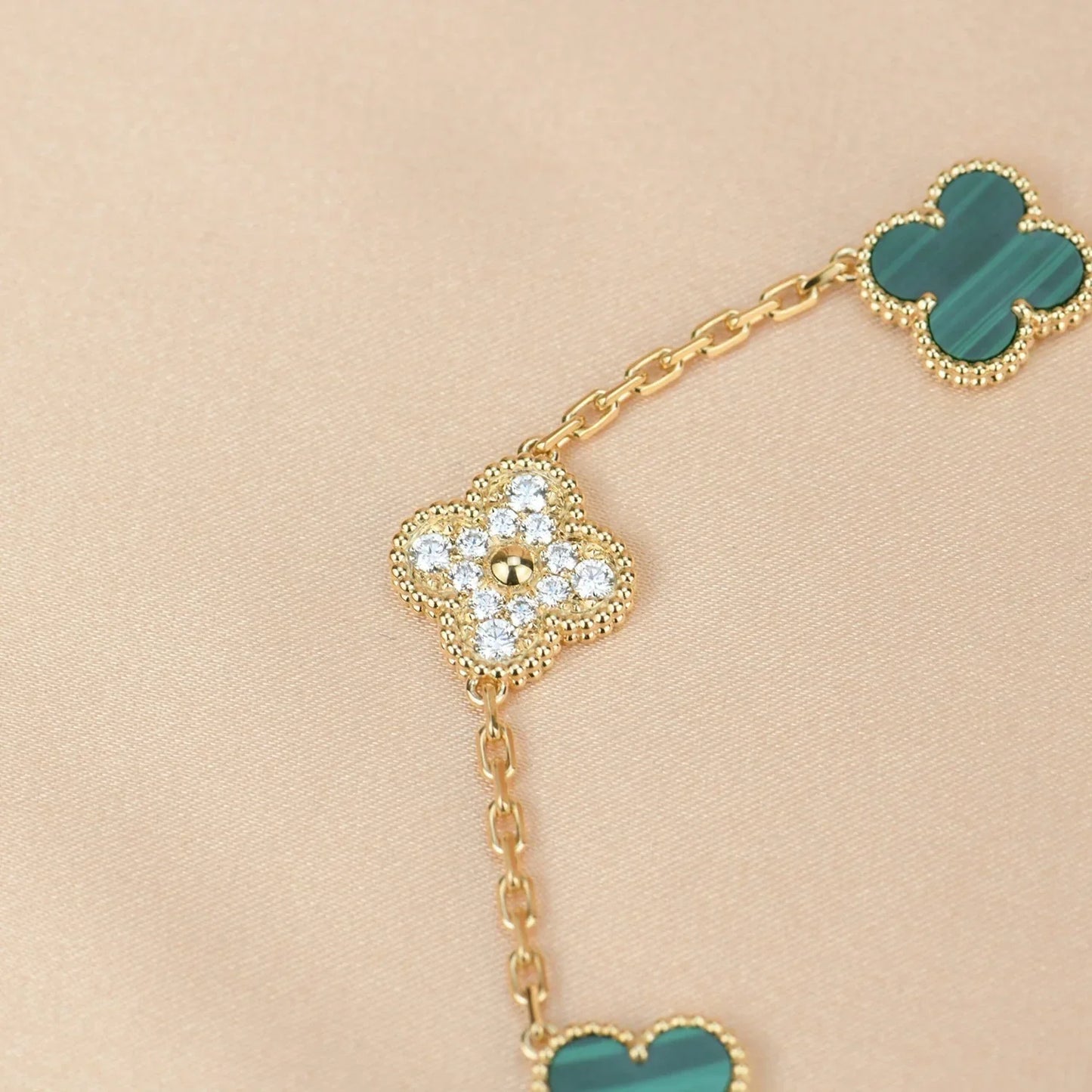 [Glow Jewelry]New  CLOVER 5 MOTIF MALACHITE BRACELET COLLECTION