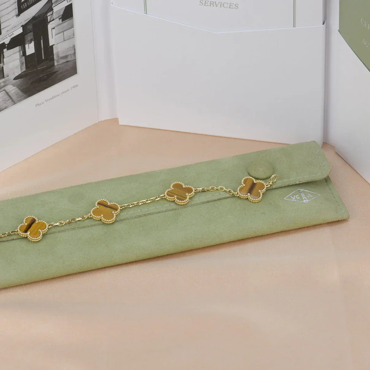 [Glow Jewelry]New  CLOVER 5 MOTIFS TIGER EYE BRACELET COLLECTION