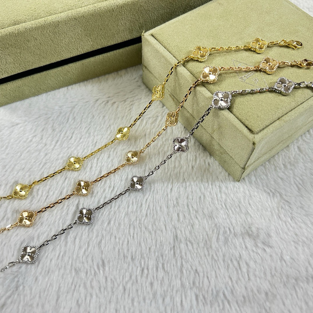 [Glow Jewelry]クローバー6モチーフダイヤモンドブレスレット