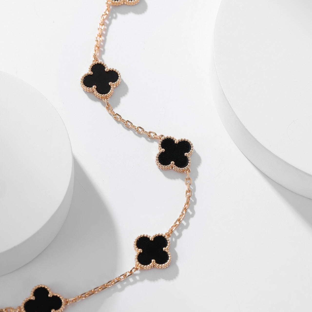 [Glow Jewelry]CLOVER 10 MOTIFS ONYX NECKLACE