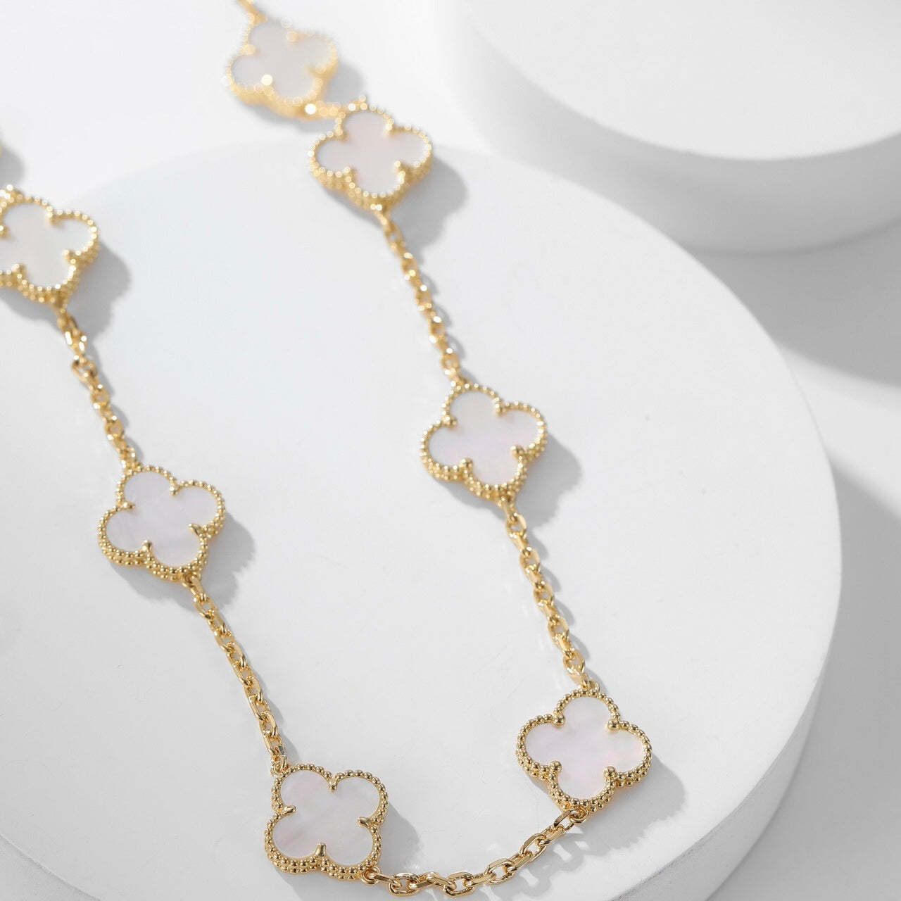 ¡®Glow Jewelry¡¯CLOVER 10 MOTIFS WHITE MOTHER OF PEARL NECKLACE