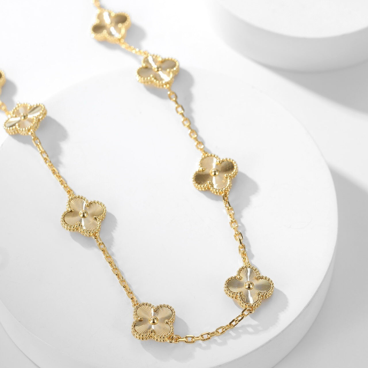 [Glow Jewelry]CLOVER 10 MOTIFS LASER NECKLACE
