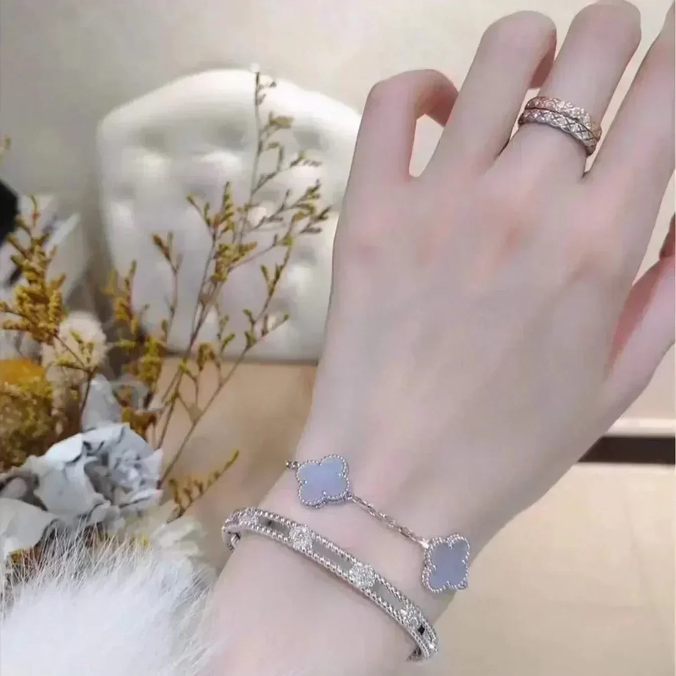 [Glow Jewelry]New  CLOVER 5 MOTIF PURPLE CHALCEDONY BRACELET COLLECTION