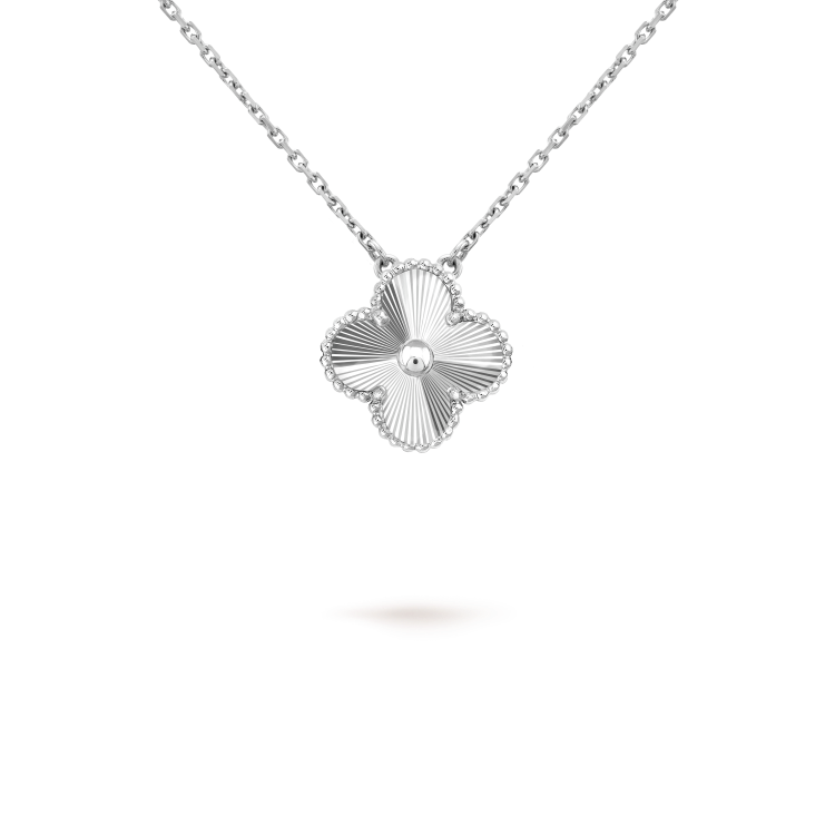 ¡®Glow Jewelry¡¯CLOVER 15MM LASER NECKLACE SILVER