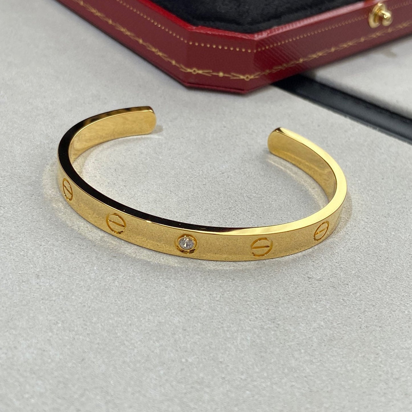 ¡®Glow Jewelry¡¯LOVE BRACELET 6.1MM 1 DIAMOND OPEN CUFF