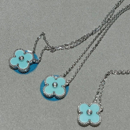 [Glow Jewelry]CLOVER 1 DIAMOND LIGHT BLUE SILVER NECKLACE