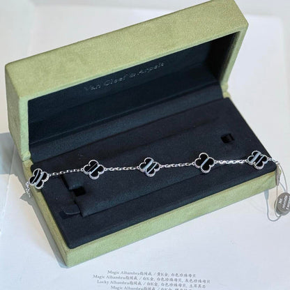 ¡®Glow Jewelry¡¯CLOVER 5 MOTIF VEINED ONYX BRACELET SILVER