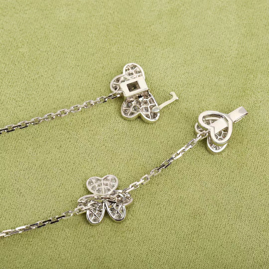 Glow Jewelry FRIVOLE SILVER 9 FLOWERS NECKLACE