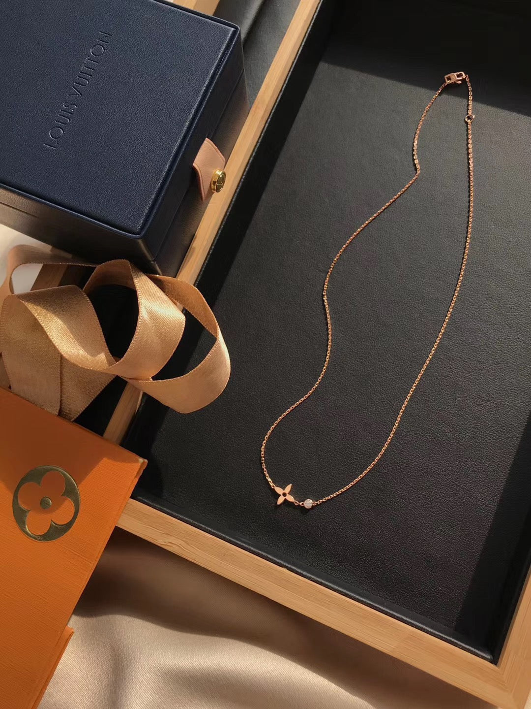 [Glow Jewelry]BLOSSOM PENDANT PINK GOLD AND DIAMOND