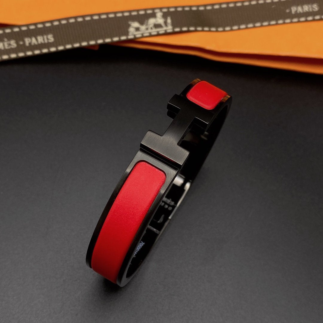 Glow Jewelry CLIC HM SO ブラックレッドブレスレット