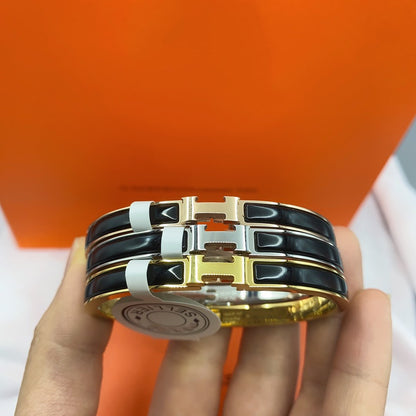グロージュエリー 「クラシックHMクリック」ブラック8mmエナメルブレスレット