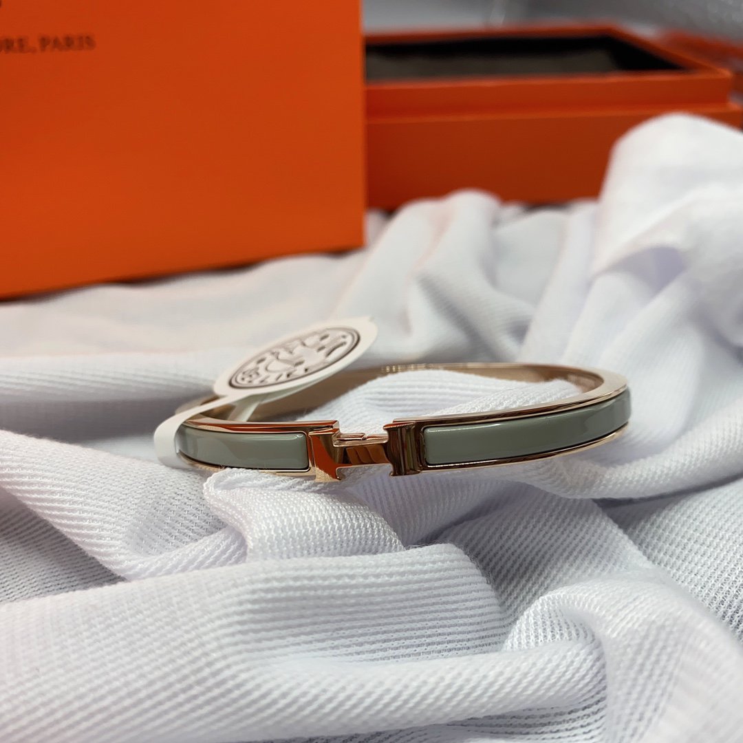¡®Glow Jewelry¡¯KLASSISCHES HM CLIC GRÜN 8MM EMAILLE ARMBAND