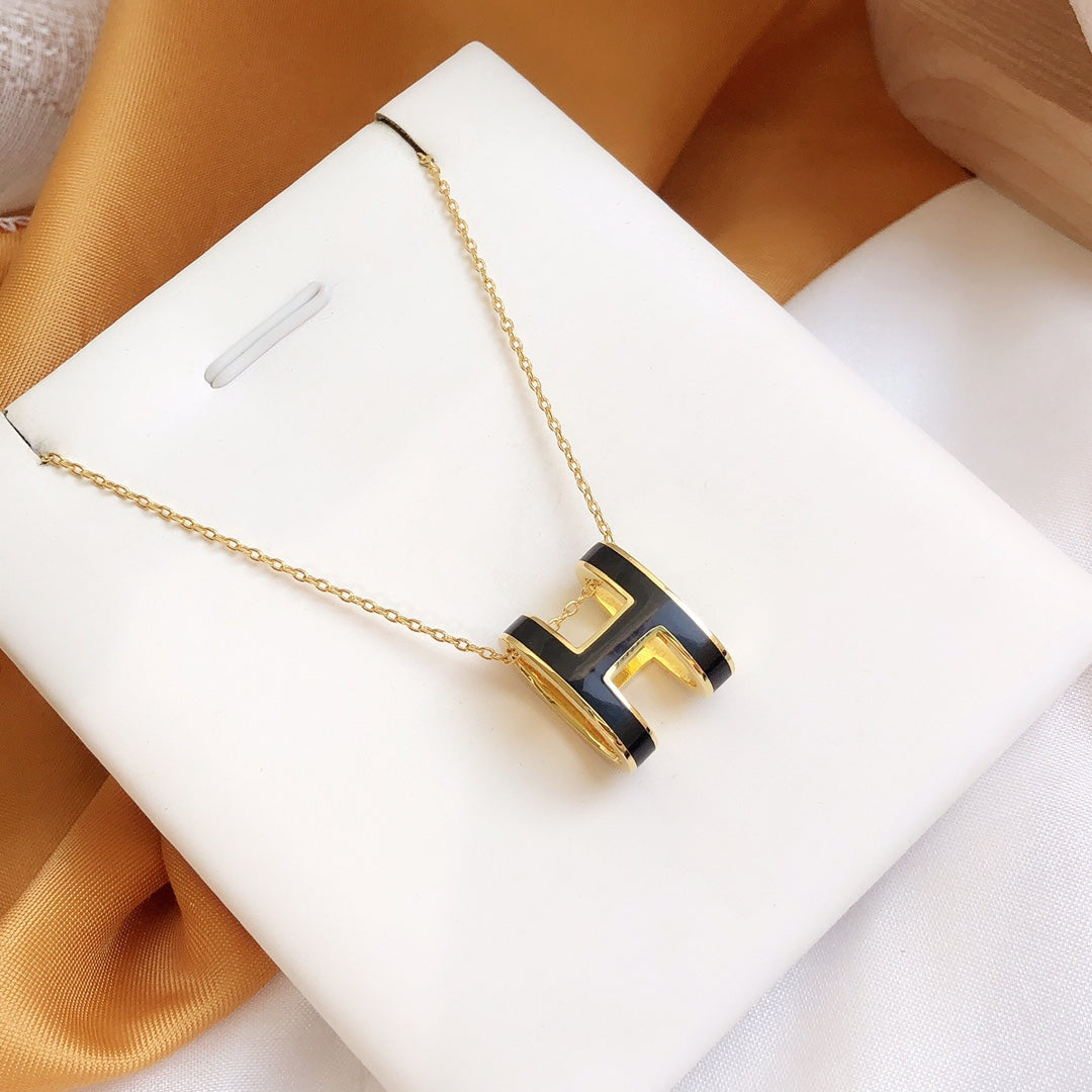 [Glow Jewelry]HM CLIC BLACK ENAMEL GOLD NECKLACE