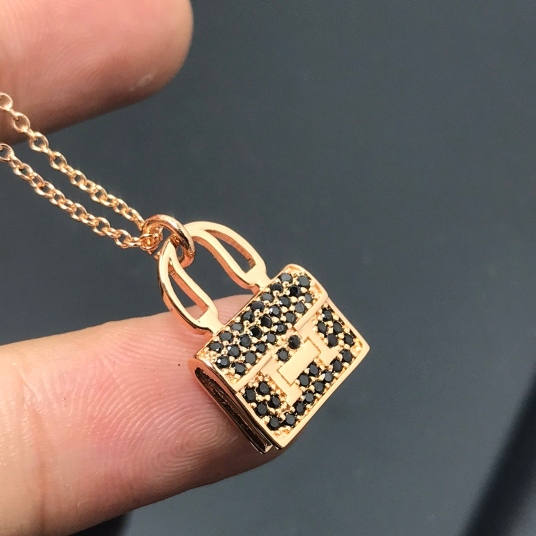 [Glow Jewelry]HM NECKLACE ARRIVAL BLACK DIAMOND