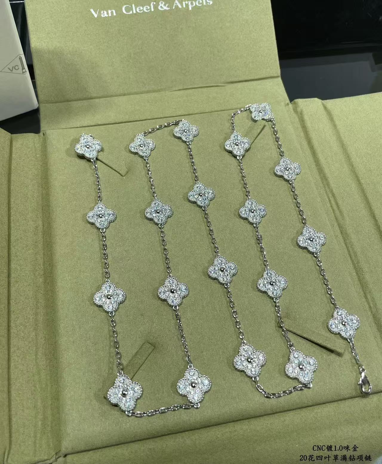 [Glow Jewelry]CLOVER 20 MOTIFS FULL-DIAMOND NECKLACE