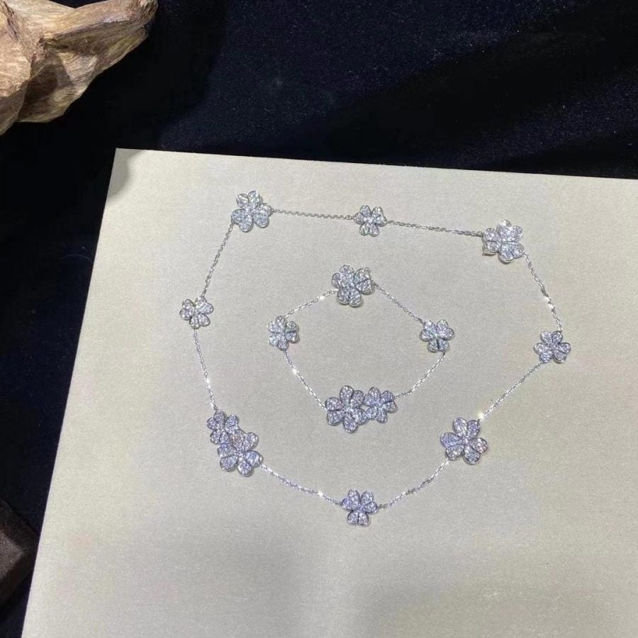 ¡®Glow Jewelry¡¯FRIVOLE SILVER 5 FLOWERS BRACELET