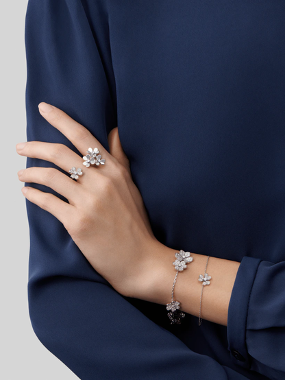 ¡®Glow Jewelry¡¯FRIVOLE SILVER FLOWER DIAMOND BRACELET