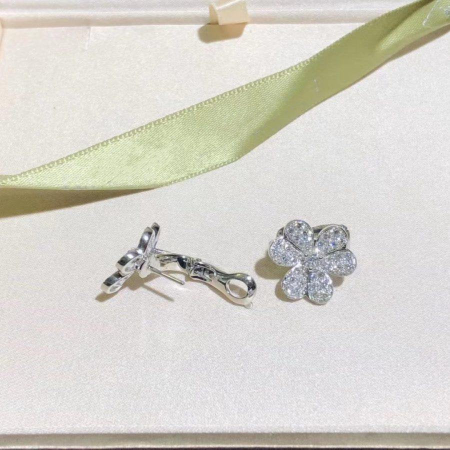 [Glow Jewelry]FRIVOLE SILVER FLOWER DIAMOND EARRINGS
