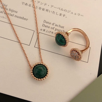 „Glow Jewelry“ PERLEE COULEURS DIAMANT-ROSEGOLDRING ZWISCHEN DEN FINGERN