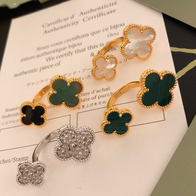 ¡®Glow Jewelry¡¯CLOVER BETWEEN THE FINGER RING