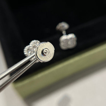 ¡®Glow Jewelry¡¯CLOVER MINI DIAMOND STUD EARRINGS