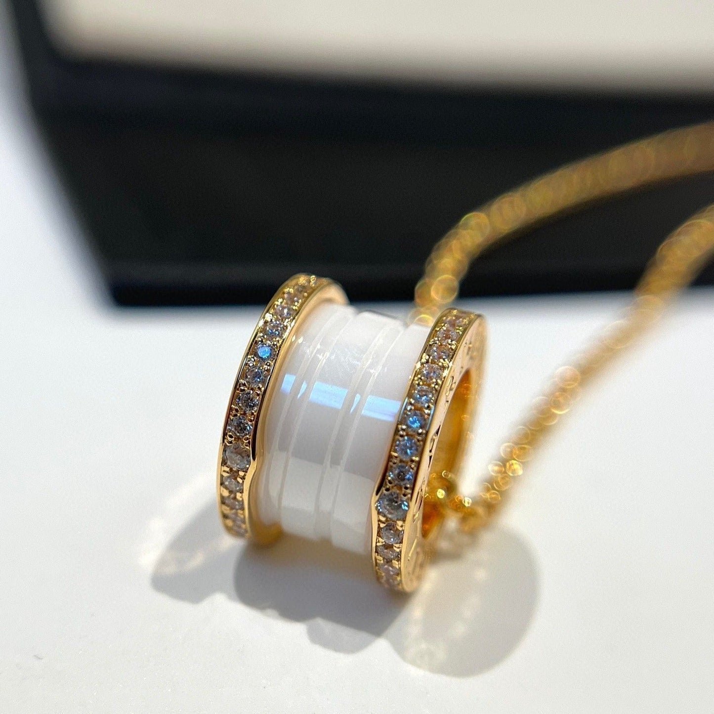 [Glow Jewelry]ZERO 1 WHITE CERAMIC DIAMOND PINK GOLD NECKLACE